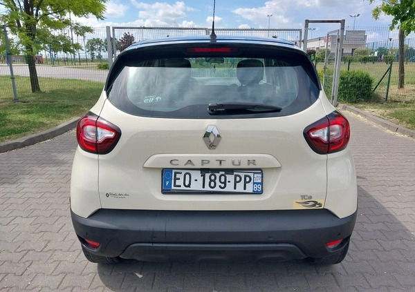 Renault Captur cena 42900 przebieg: 44000, rok produkcji 2017 z Poznań małe 137